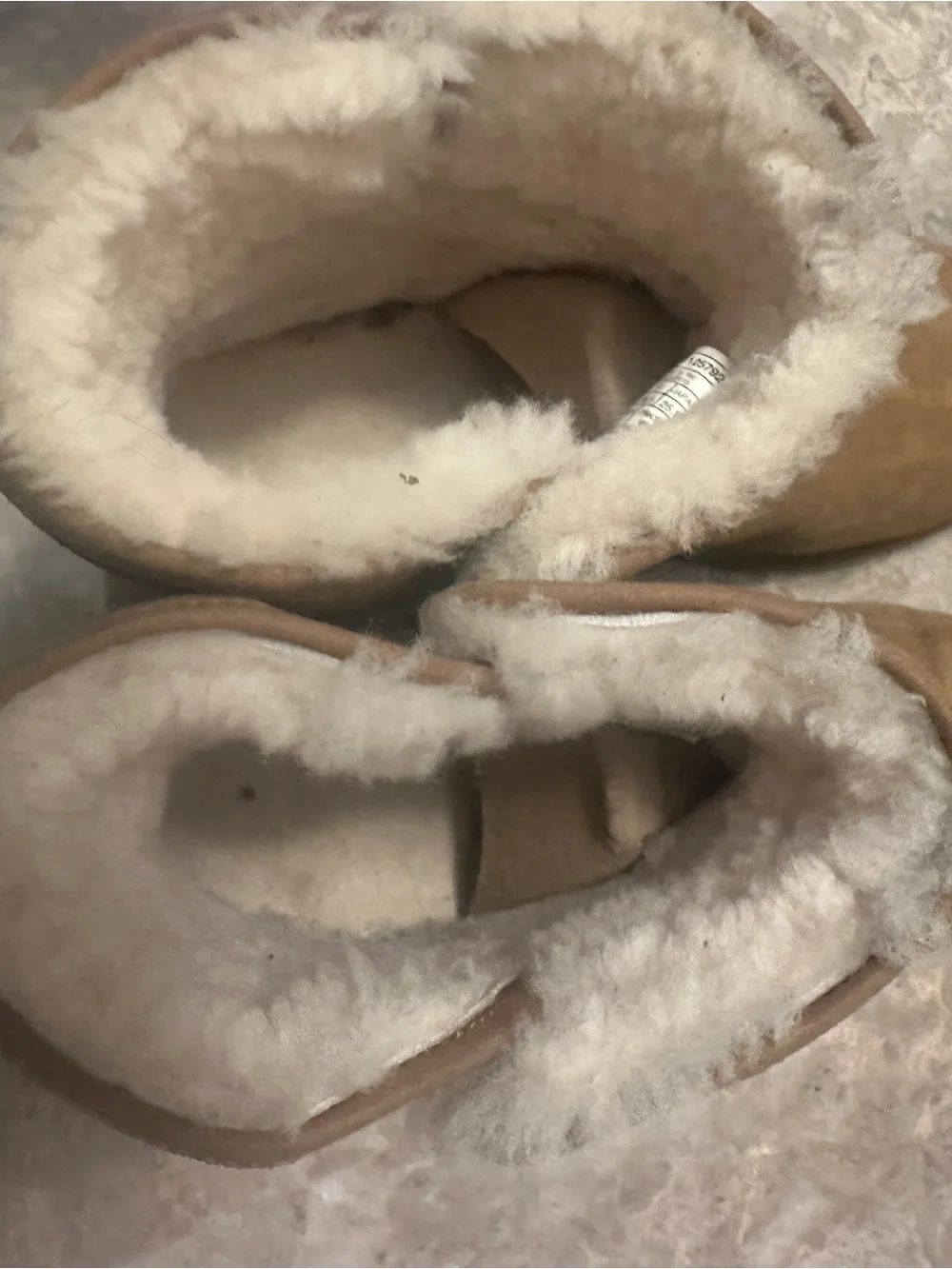 UGG Womens Cory I| Genuine Shearling Lined Boot Chestnut size 8,5